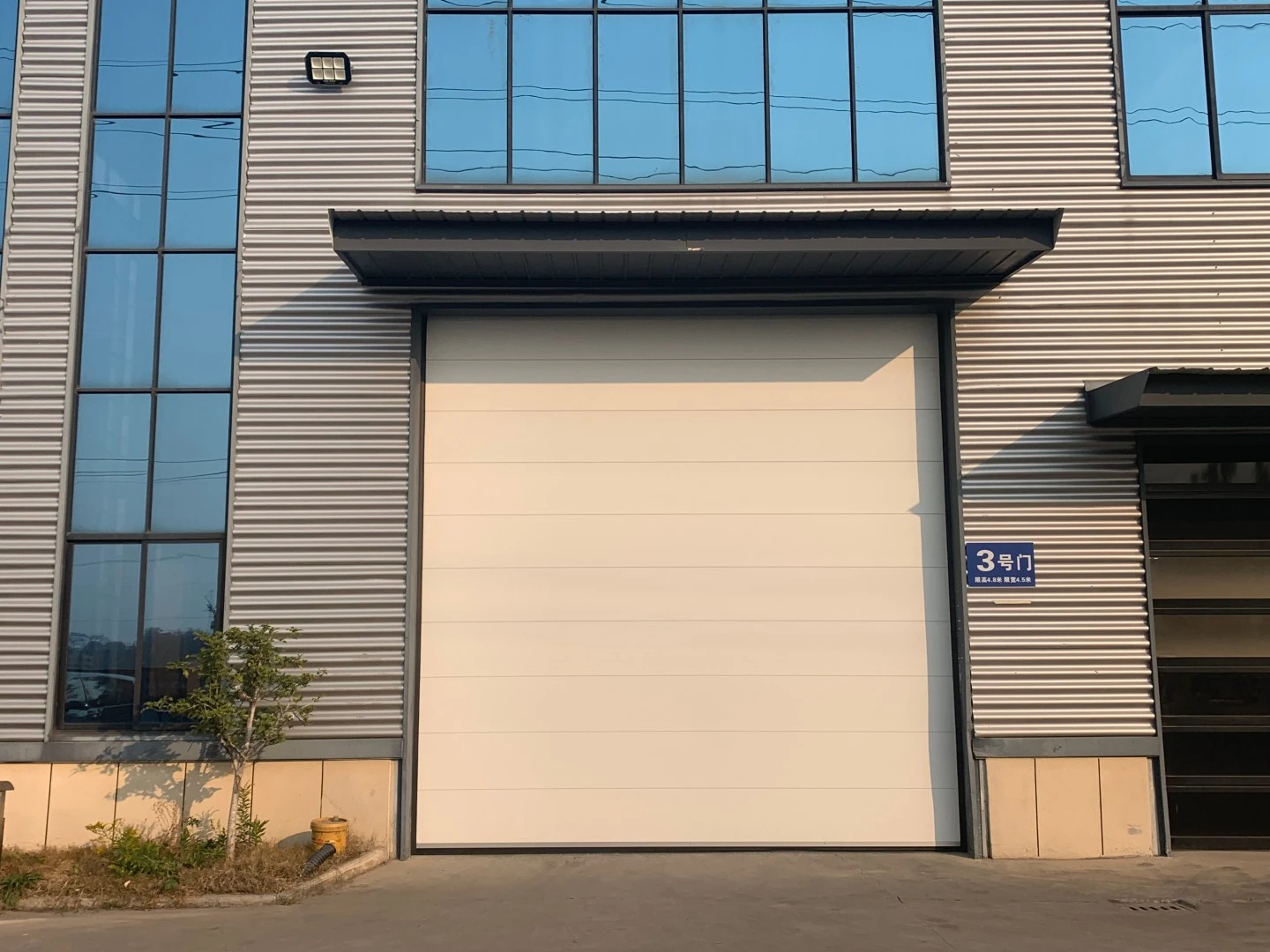 安必信工业门绍兴服务站生产基地